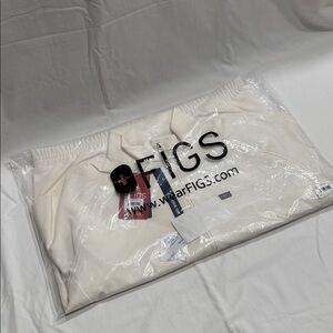 Figs Mens White Team USA Cobaki Scrub Jacket